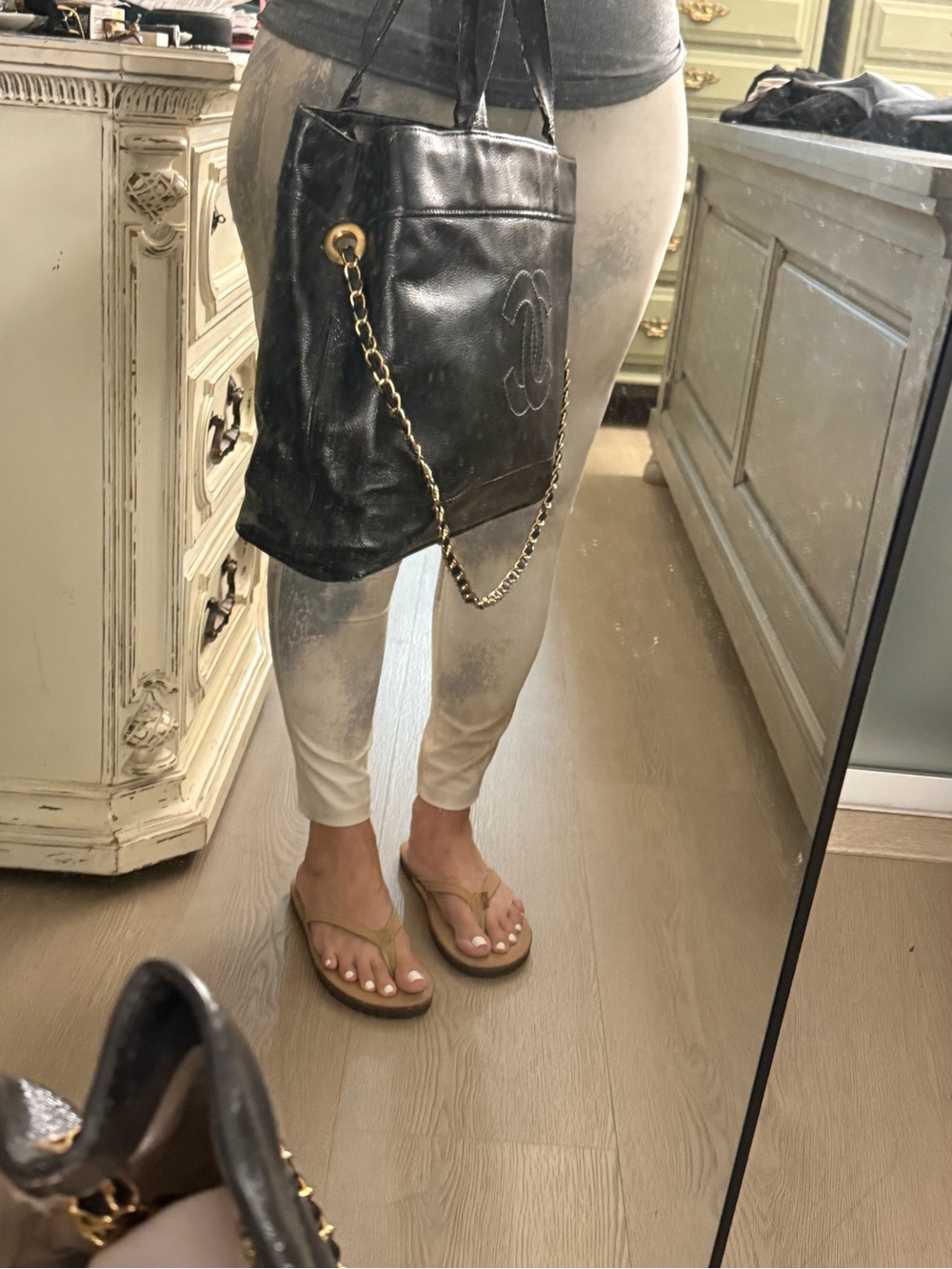 Authentic- Chanel Tote with gold chain - Picture 9 of 16